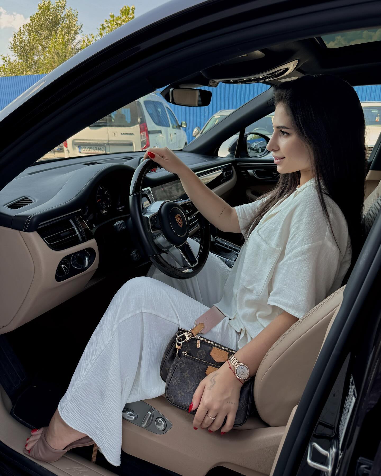 Українська співачка потрапила в аварію: фото наслідків